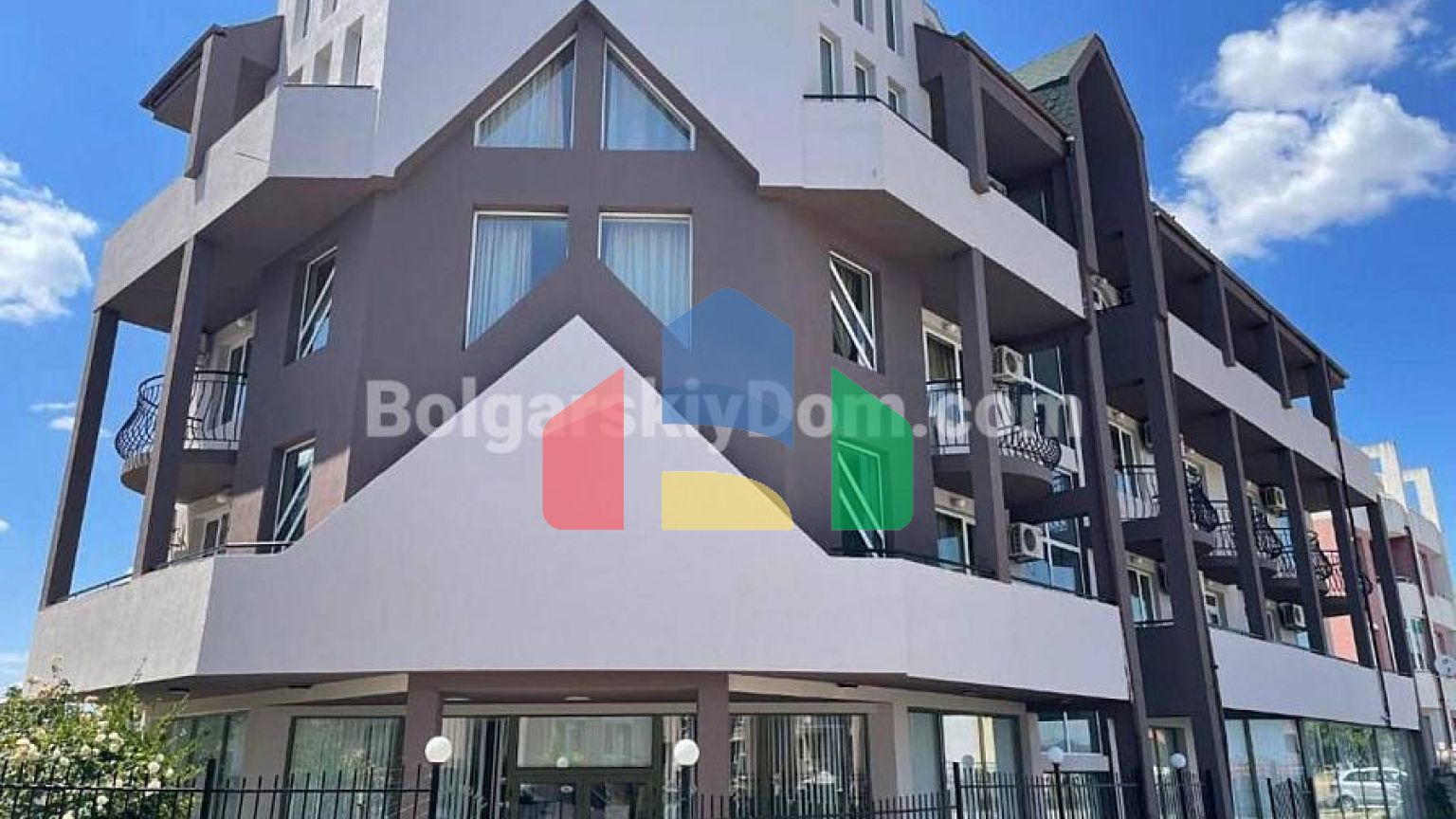 Двухкомнатная квартира в Саммер