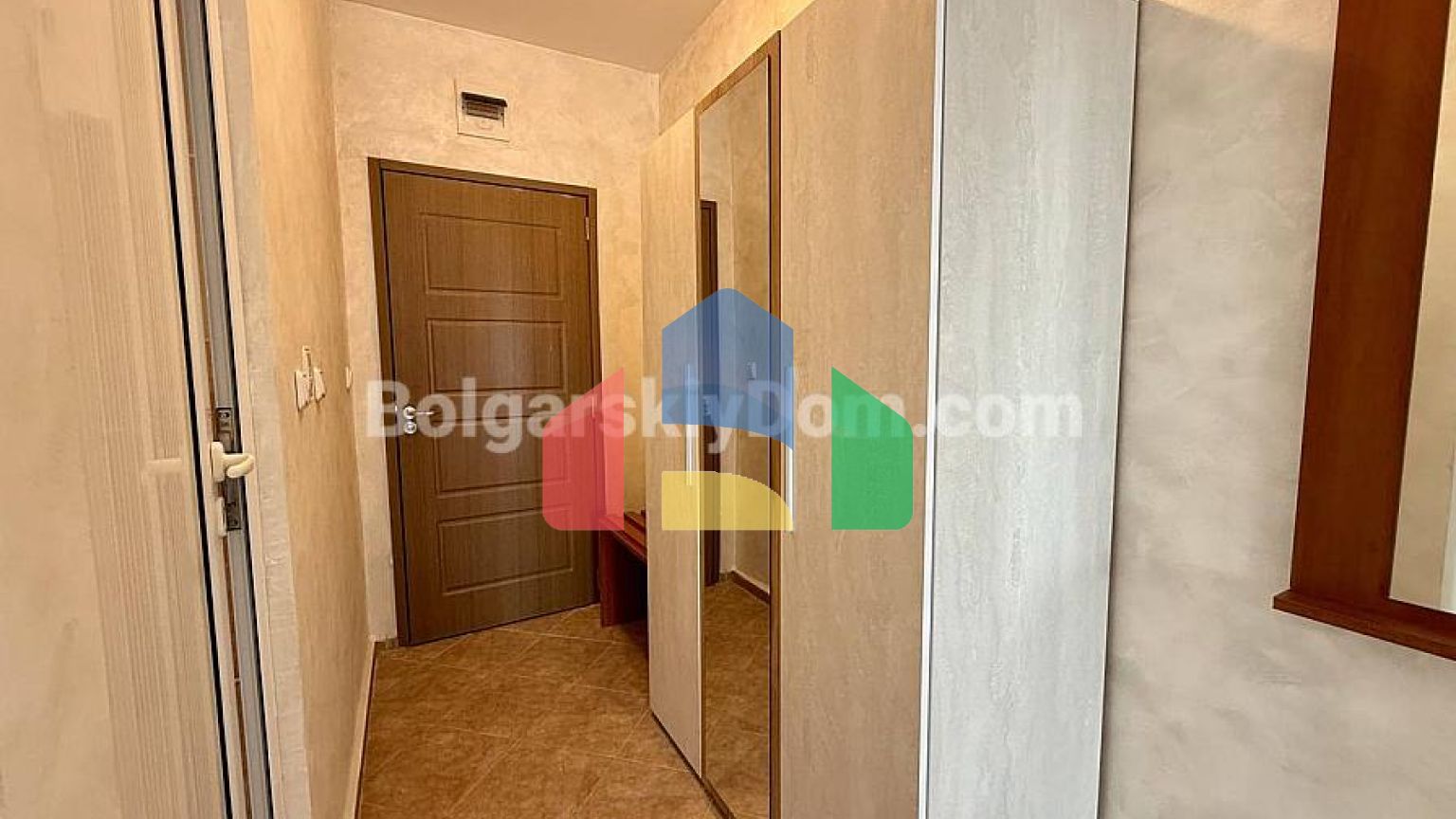 Двухкомнатная квартира в Саммер