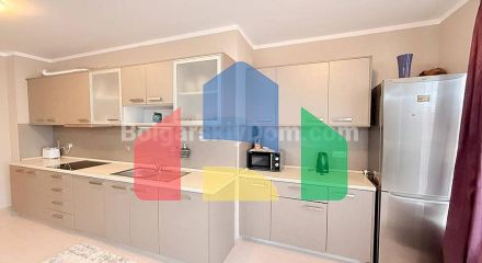 Трехкомнатная квартира в Оазис