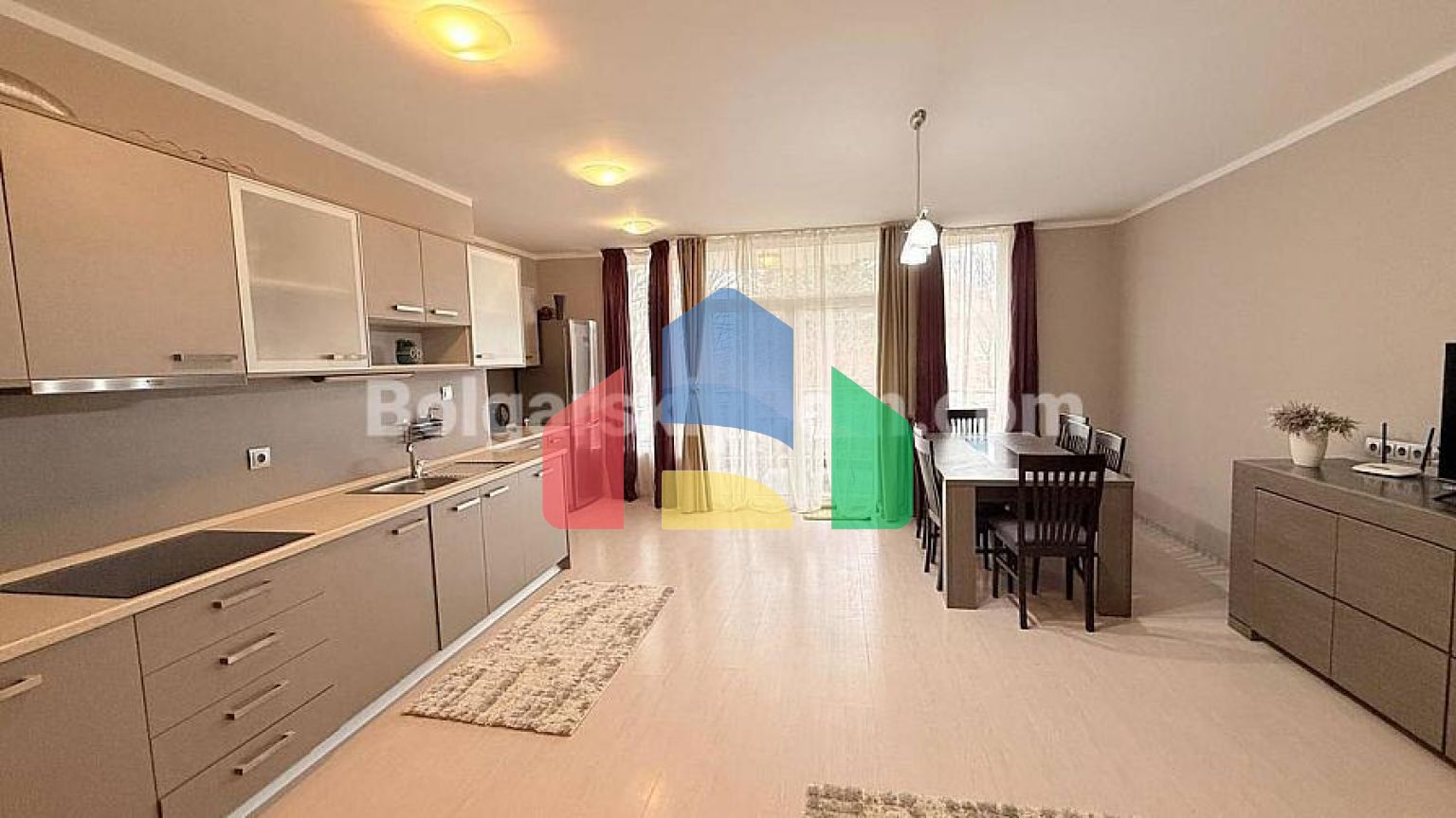 Трехкомнатная квартира в Оазис