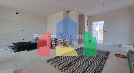 Будинок в Баня