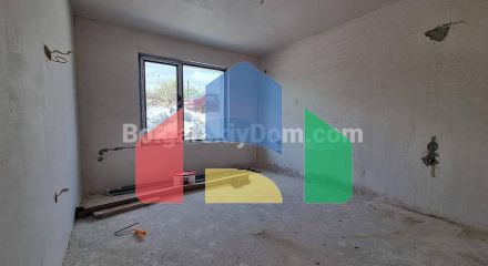 Будинок в Баня