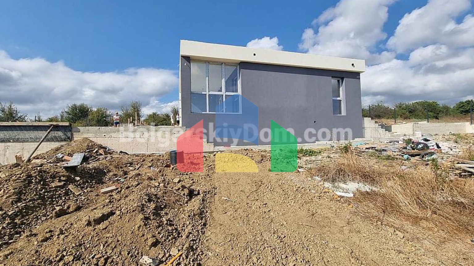 Будинок в Баня