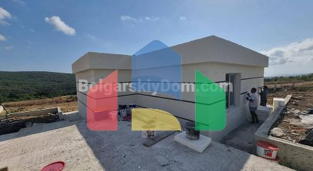 Будинок в Баня