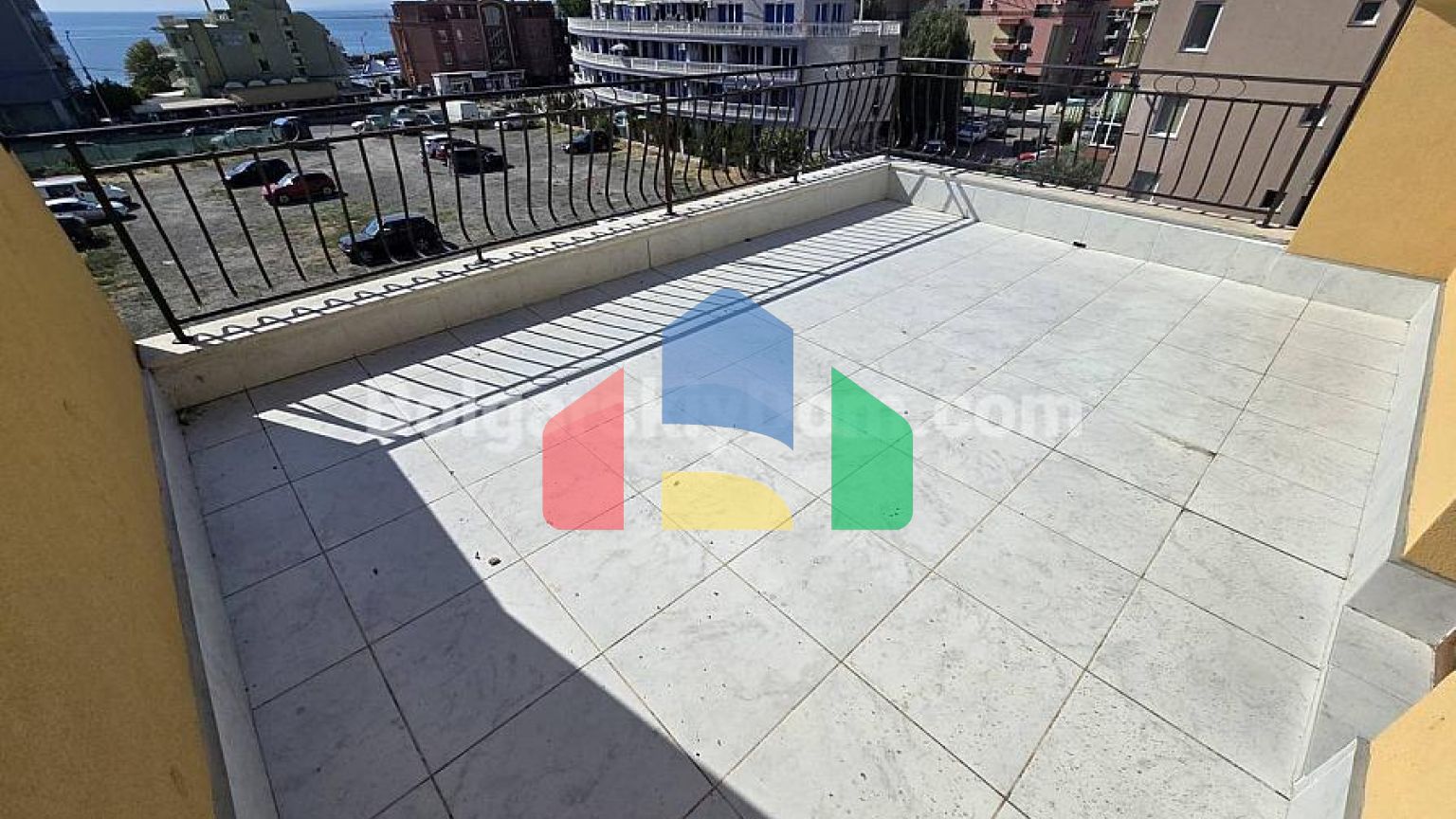 Двухкомнатная квартира в Амото