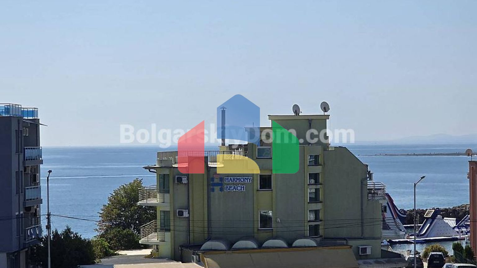 Двухкомнатная квартира в Амото