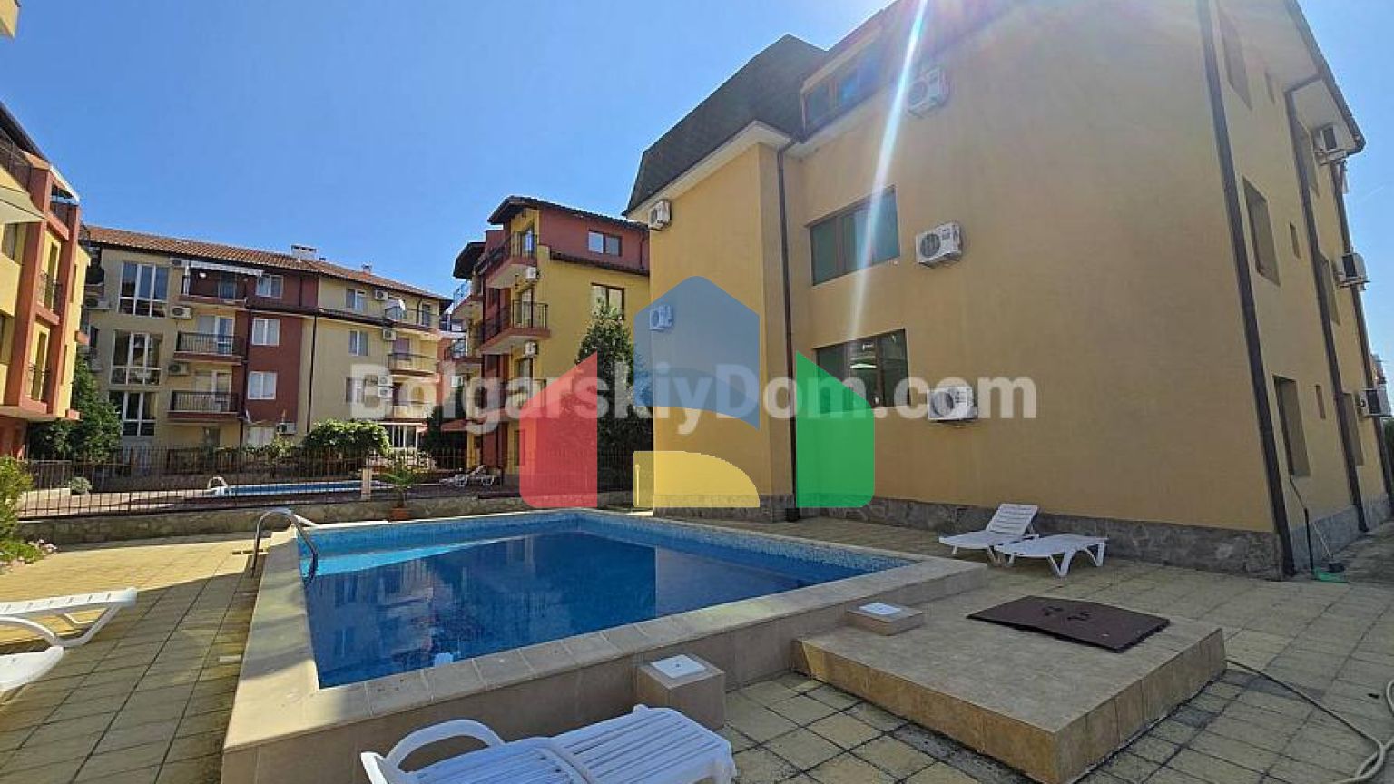 Двухкомнатная квартира в Амото