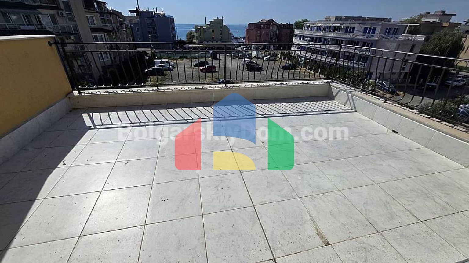 Двухкомнатная квартира в Амото