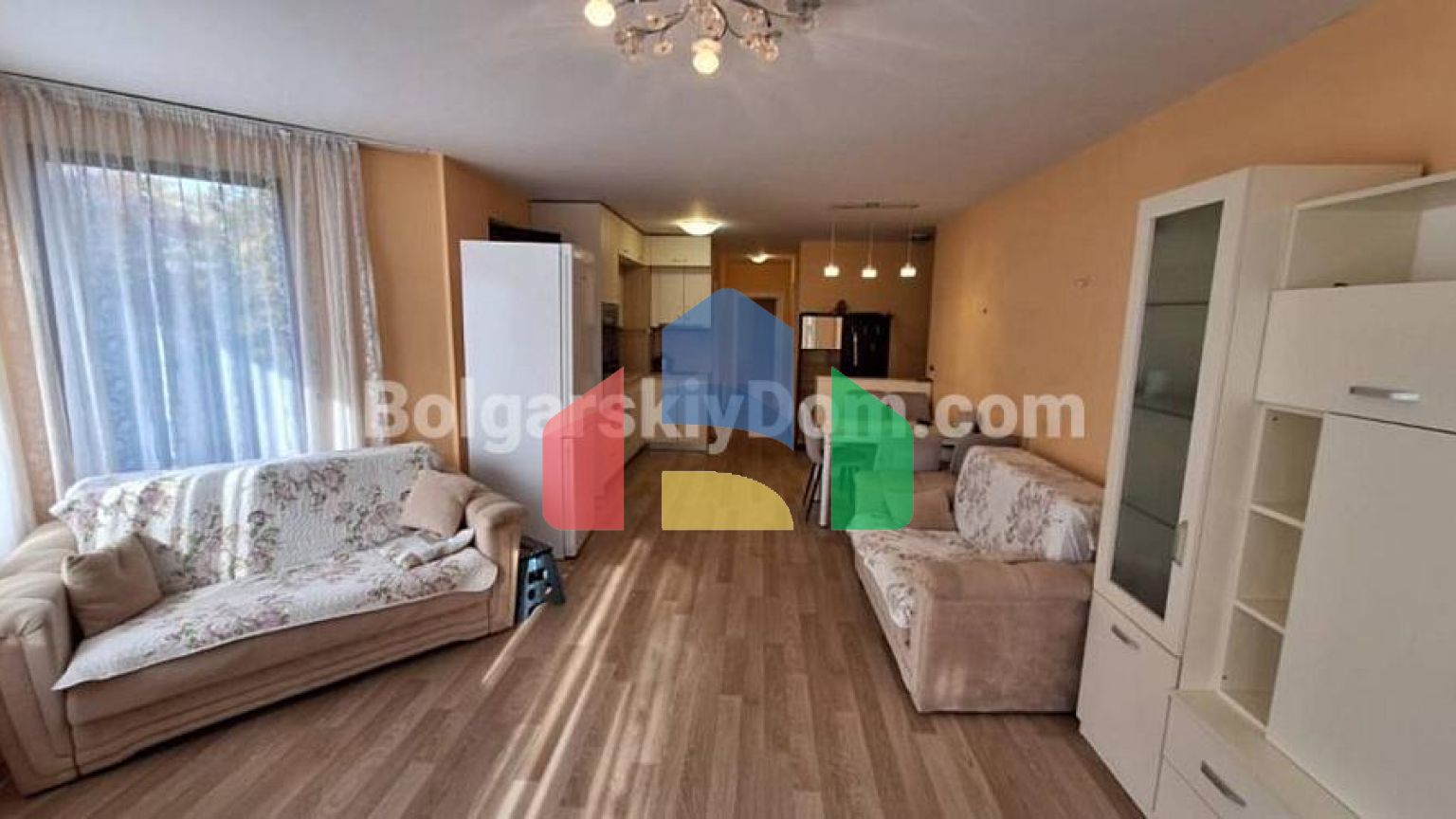 Трехкомнатная квартира в Рич 2