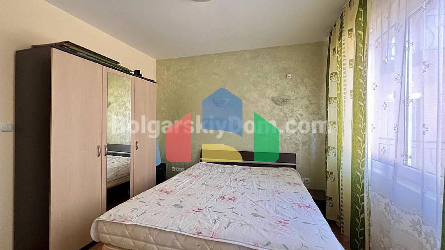 Двухкомнатная квартира в жилом доме