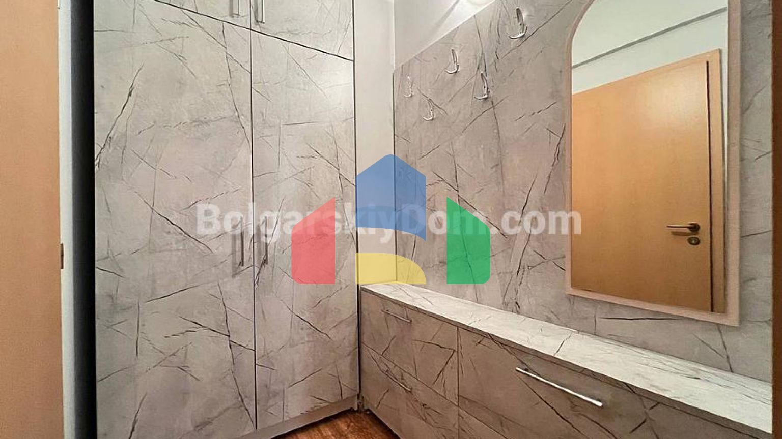 Двухкомнатная квартира в жилом доме