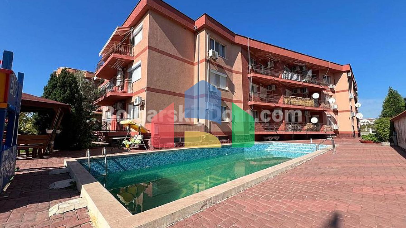 Двухкомнатная квартира в жилом доме