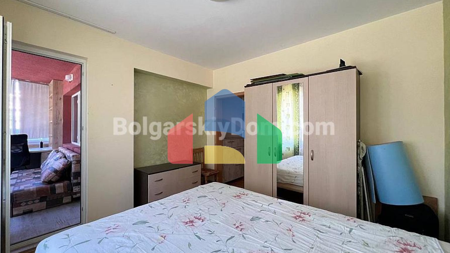 Двухкомнатная квартира в жилом доме