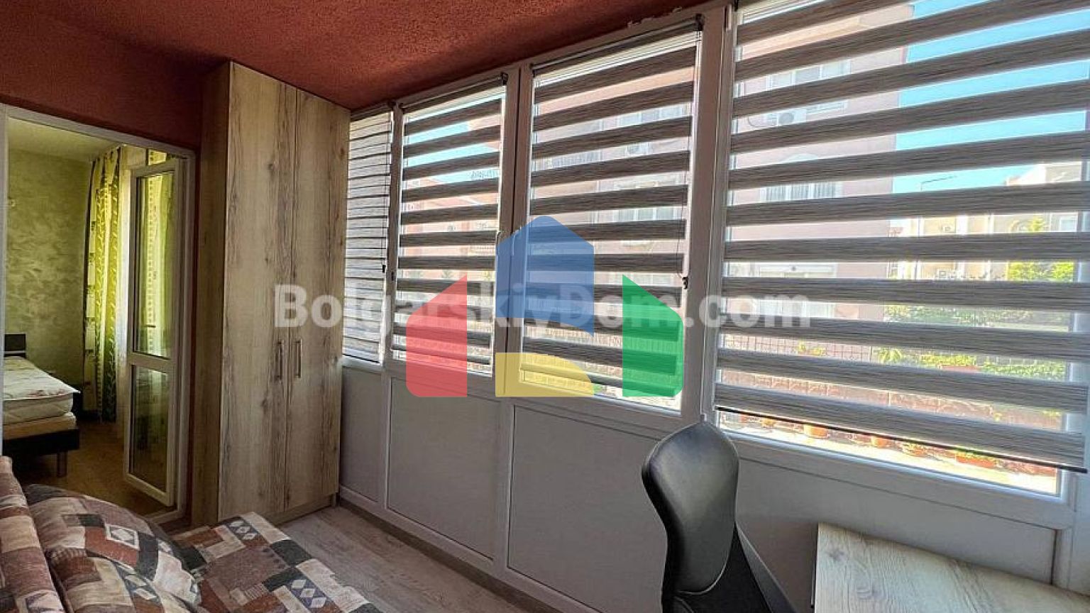 Двухкомнатная квартира в жилом доме