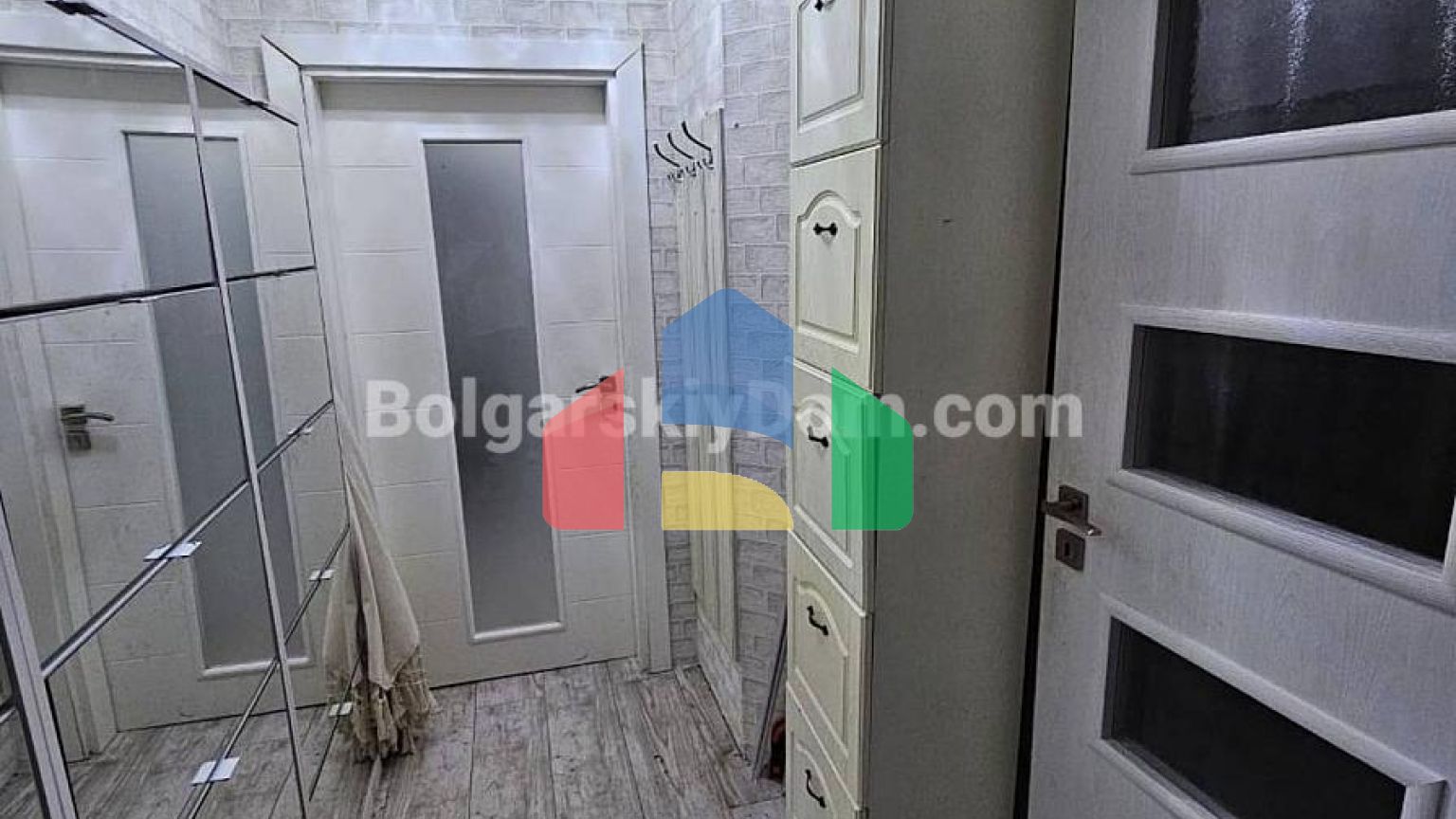 Трехкомнатная квартира в Оазис