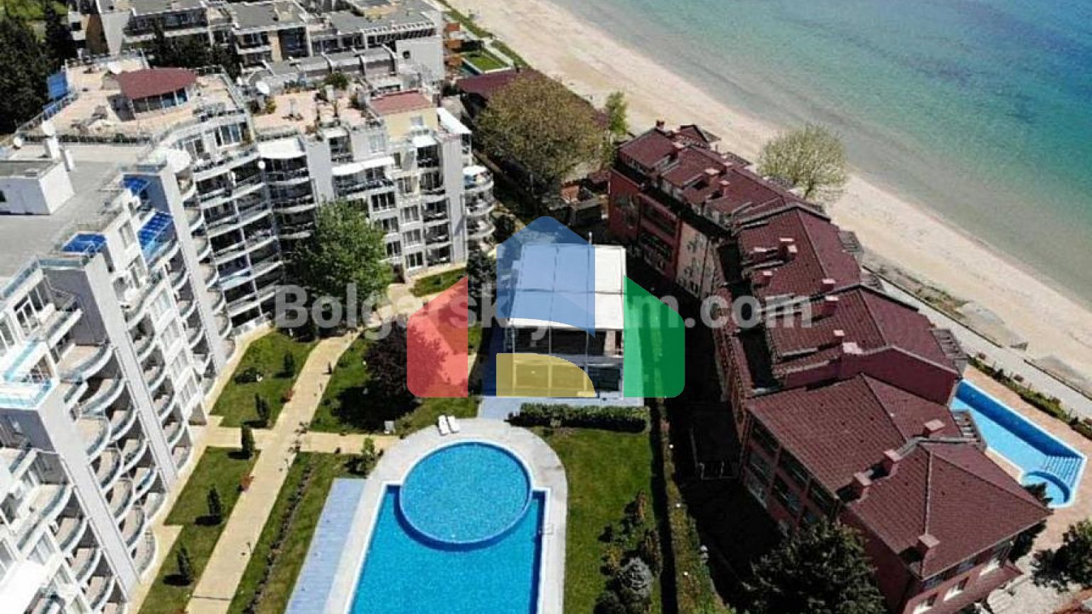 Квартира-студия в Оазис