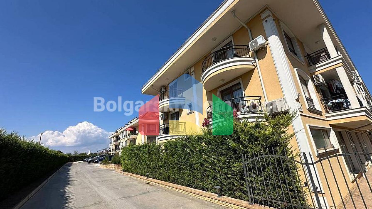 Двухкомнатная квартира в Дольче Рива