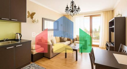 Квартира-студия в Эмеральд