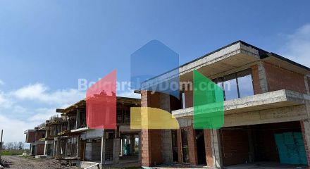Дом от застройщика в Селебрити Хоумс