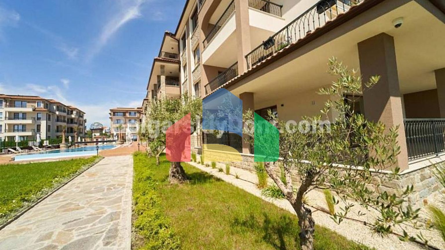 Двокімнатна квартира в Бургас Біч Резорт 2