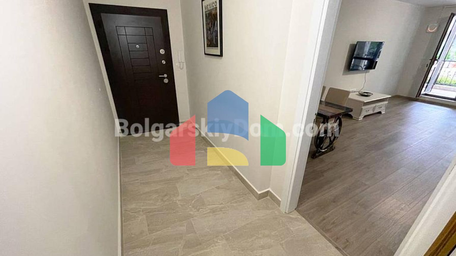 Двокімнатна квартира в Бургас Біч Резорт 2