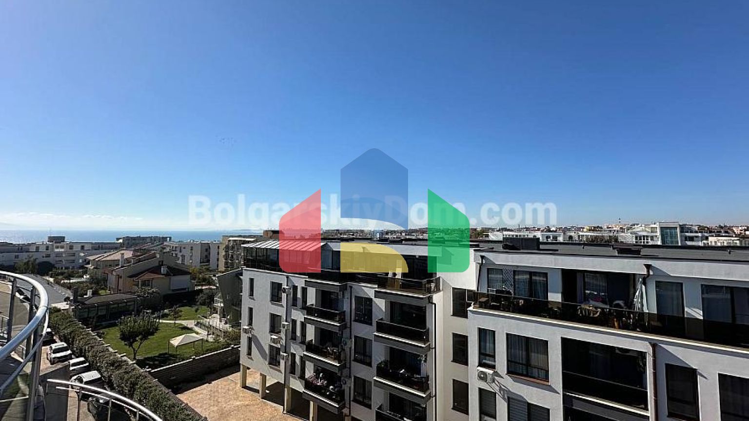 Трикімнатна квартира в Атлантіс