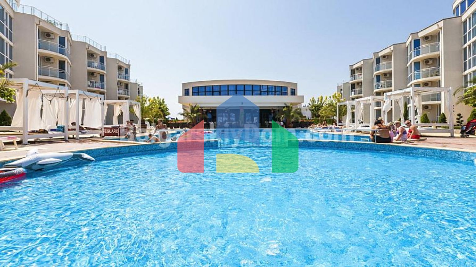 Трикімнатна квартира в Атлантіс