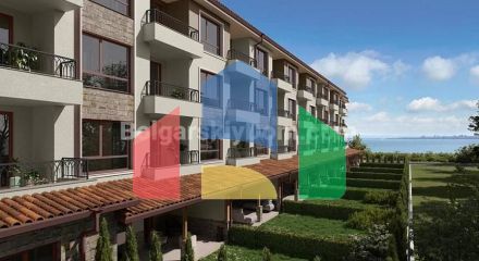 Three-bedroom apartment in Bayview Family