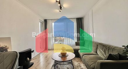 Чотирикімнатна квартира в Бейвю Фемілі