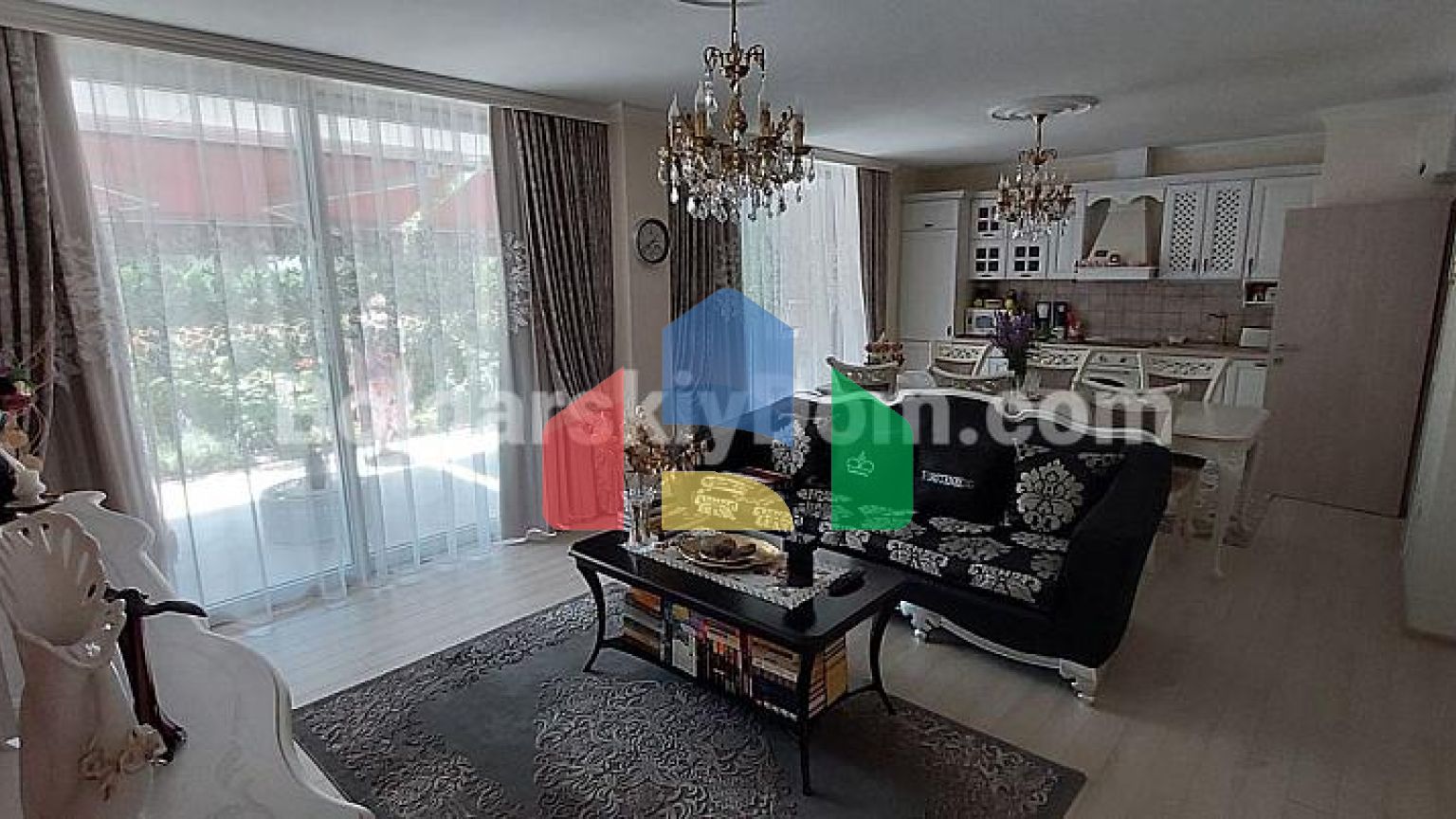 Таунхаус в Атлантис