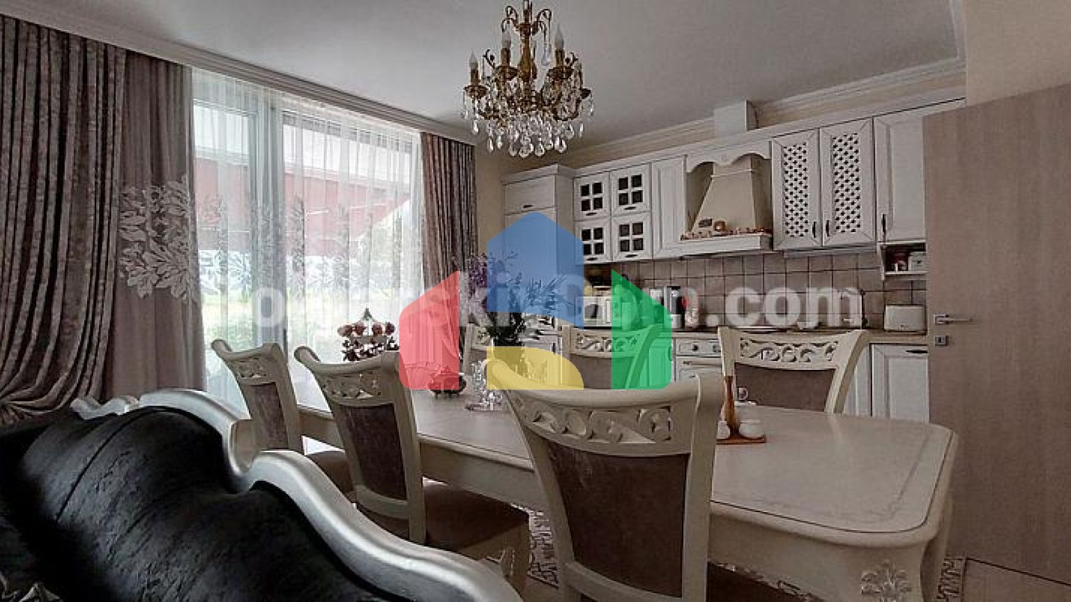 Таунхаус в Атлантис