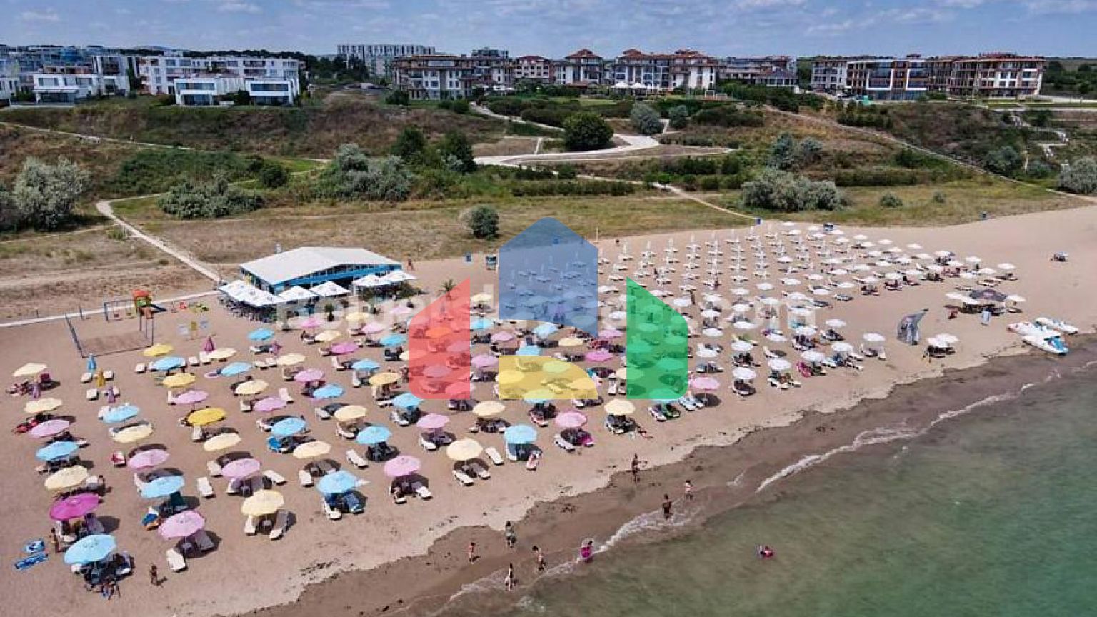 Двокімнатна квартира в Бургас Біч Резорт 2