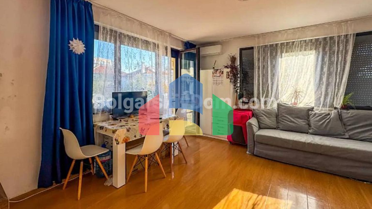 Студия в жилом доме в квартале Сарафово