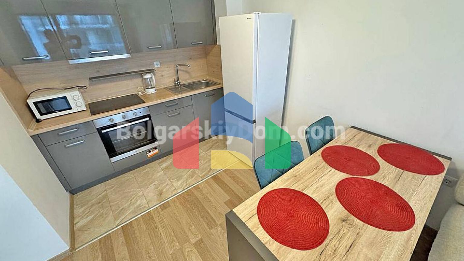 Двухкомнатная квартира в Хелена