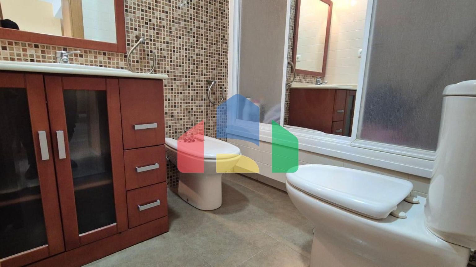 Ваш идеальный уголок в небе Бенидорма!