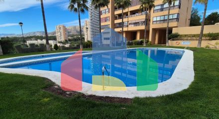 Ваш идеальный уголок в небе Бенидорма!