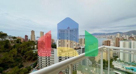 «Впечатляющая квартира на 18 этаже с панорамным видом на море в Бенидорме»