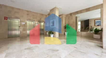 «Впечатляющая квартира на 18 этаже с панорамным видом на море в Бенидорме»