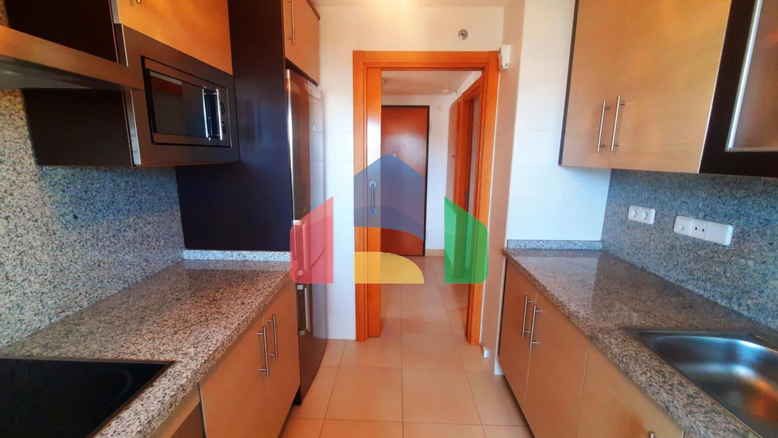 Уникальная квартира с панорамным видом в Бенидорме! ️