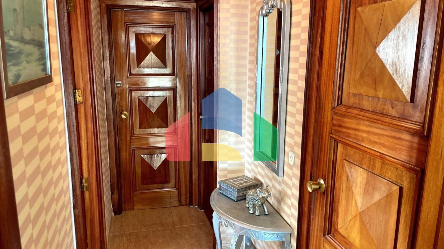 Эксклюзивная Реновированная Квартира на Первой Линии Пляжа в Бенидорме ️