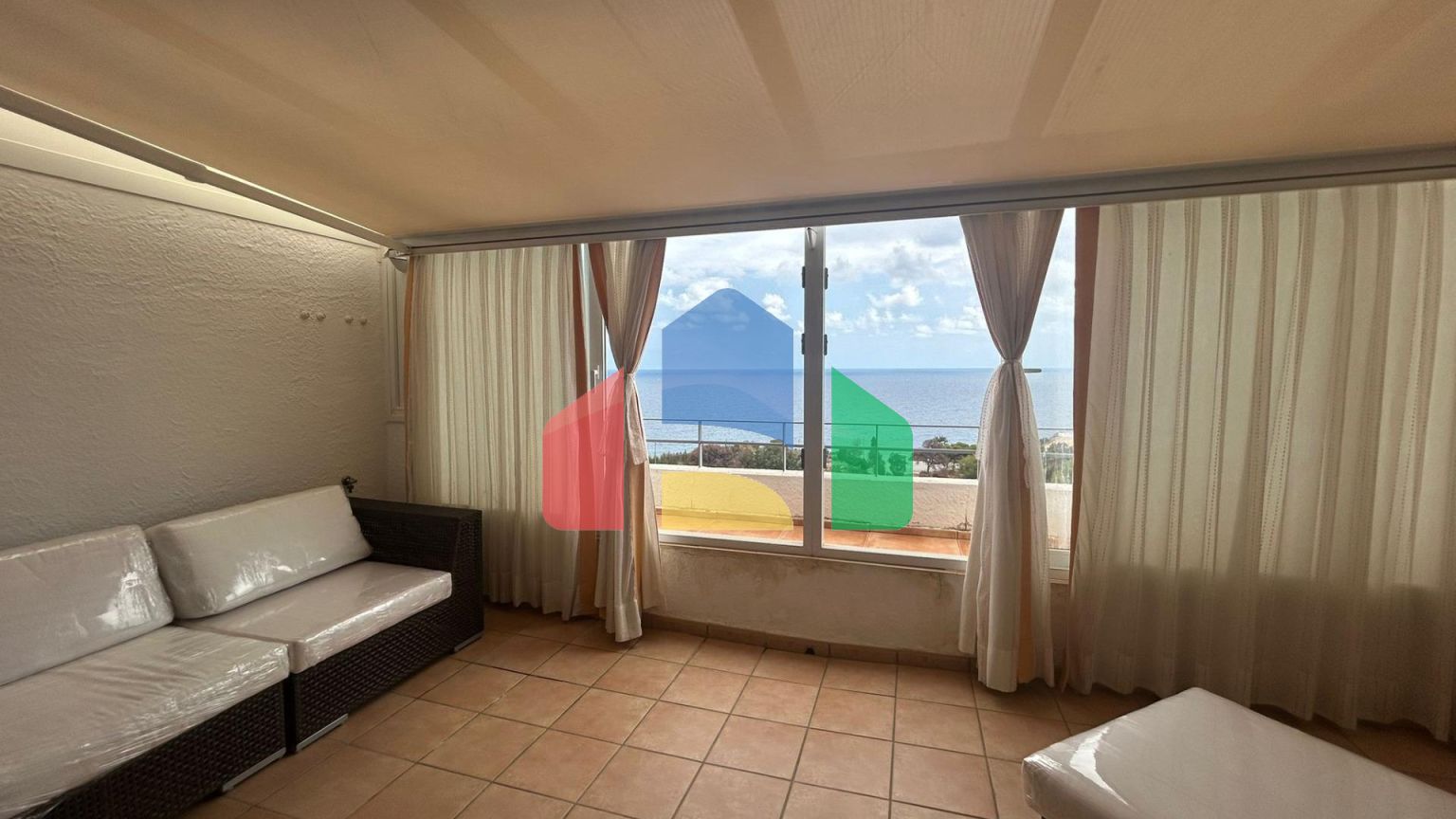 Дуплекс с видом на море в Бенидорме