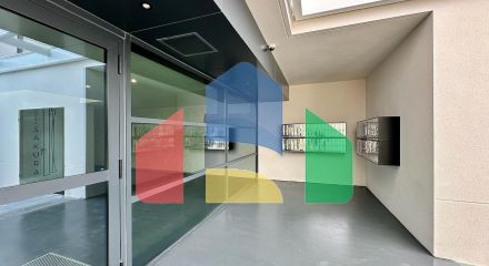 СОВЕРШЕННО НОВЫЙ ДИЗАЙН КВАРТИРЫ С ВИДОМ НА МОРЕ НА ПЛЯЖЕ ПОНИЕНТЕ, БЕНИДОРМ