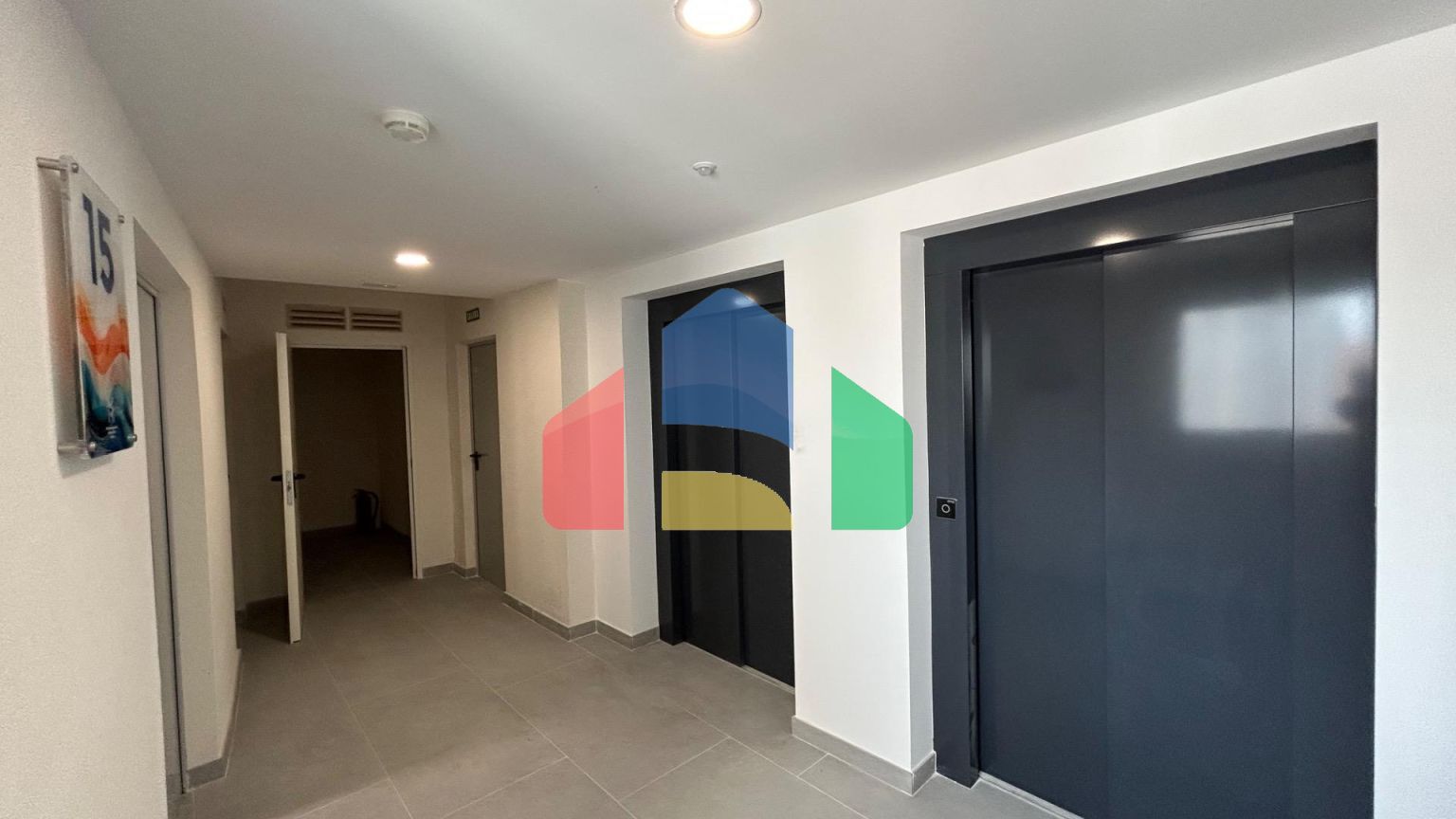 Новая роскошная квартира на пляже Леванте с панорамным видом на море