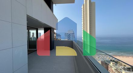 Новая роскошная квартира на пляже Леванте с панорамным видом на море