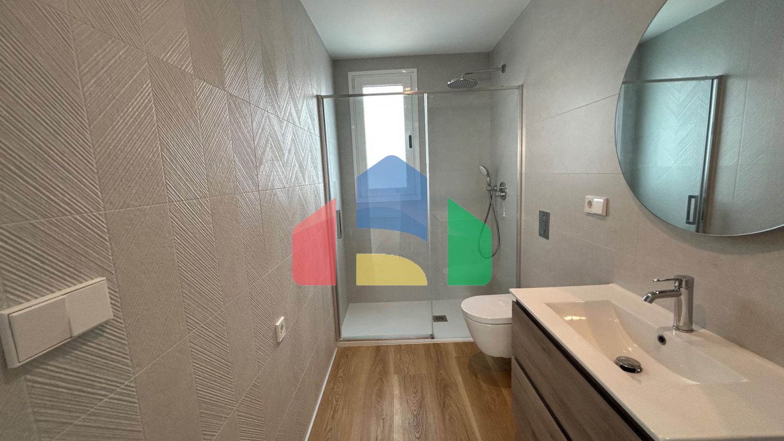 Новая роскошная квартира на пляже Леванте с панорамным видом на море