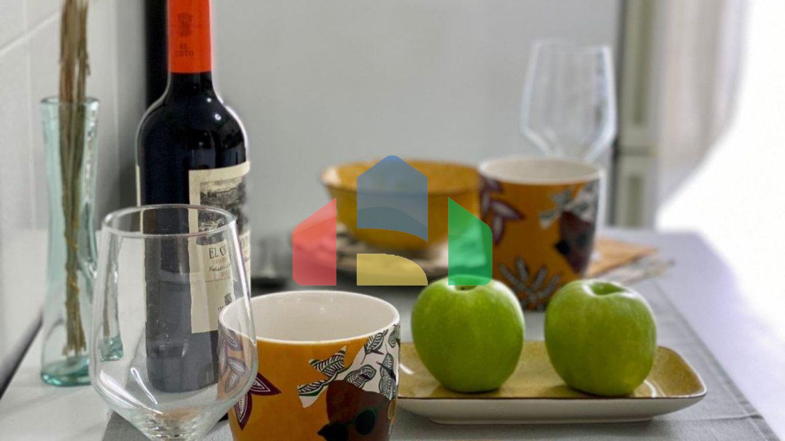 ДВУХКОМНАТНАЯ КВАРТИРА  В БЕНИДОРМЕ В 50 М ОТ МОРЯ