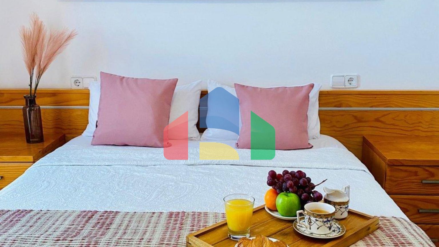 ДВУХКОМНАТНАЯ КВАРТИРА  В БЕНИДОРМЕ В 50 М ОТ МОРЯ