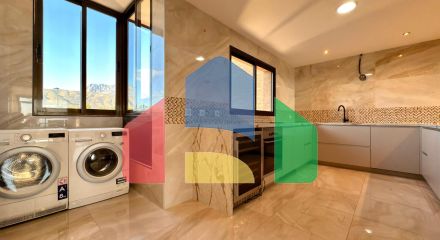 Роскошные апартаменты в знаковом здании Coblanca 40 с видом на море