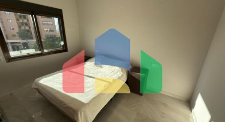 Роскошные апартаменты в знаковом здании Coblanca 40 с видом на море