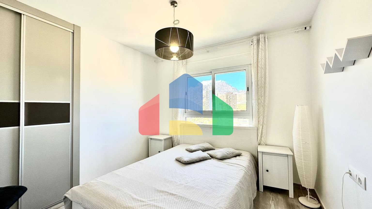 Kвартира на 24 этаже в районе Плая-Поньенте